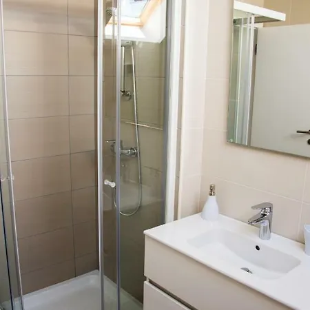 Apartmaji Alpinus * Bled